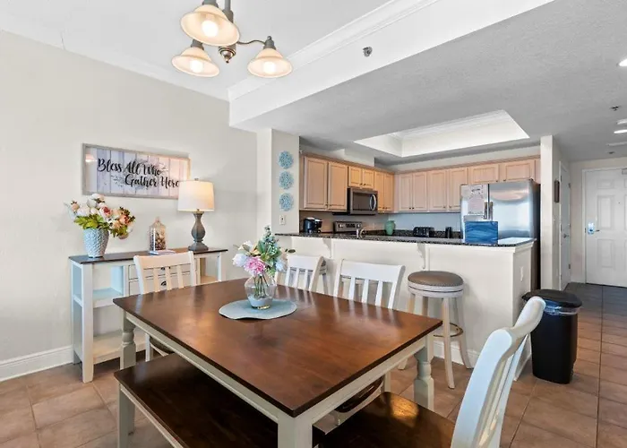 Apartment Crystal Shores West 1007 By Youngs Suncoast