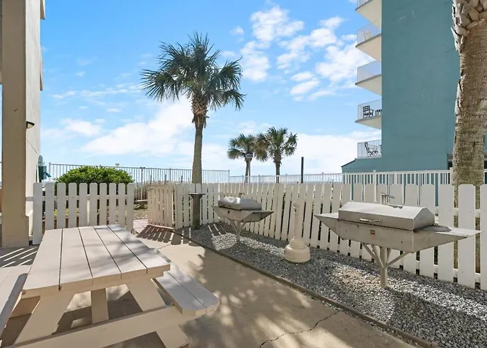 Apartment Crystal Shores West 1007 By Youngs Suncoast